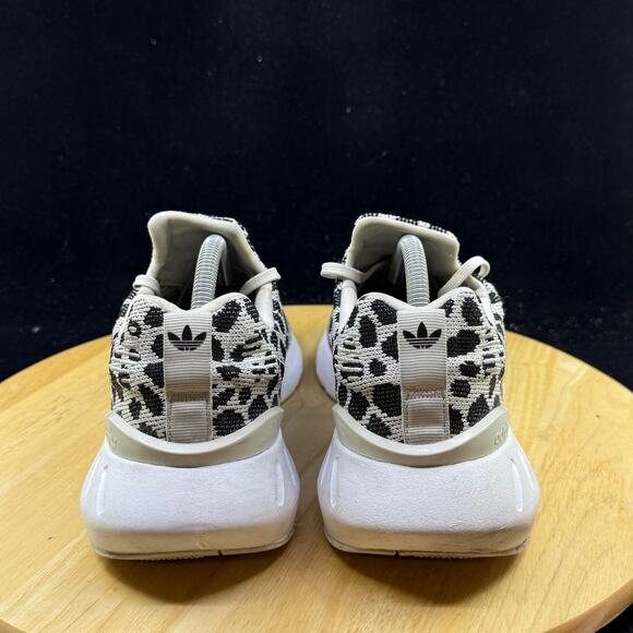 adidas Swift Run 22 Womens Running Shoes Cheetah Print GZ4976 Size 9.5 - Picture 3 of 10